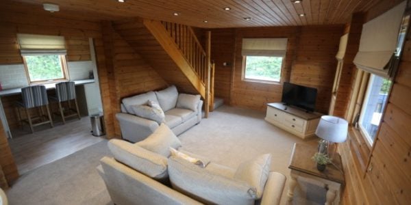 Fir_Tree_Lodge_Lounge.jpg Fir_Tree_Lodge_Lounge.jpg